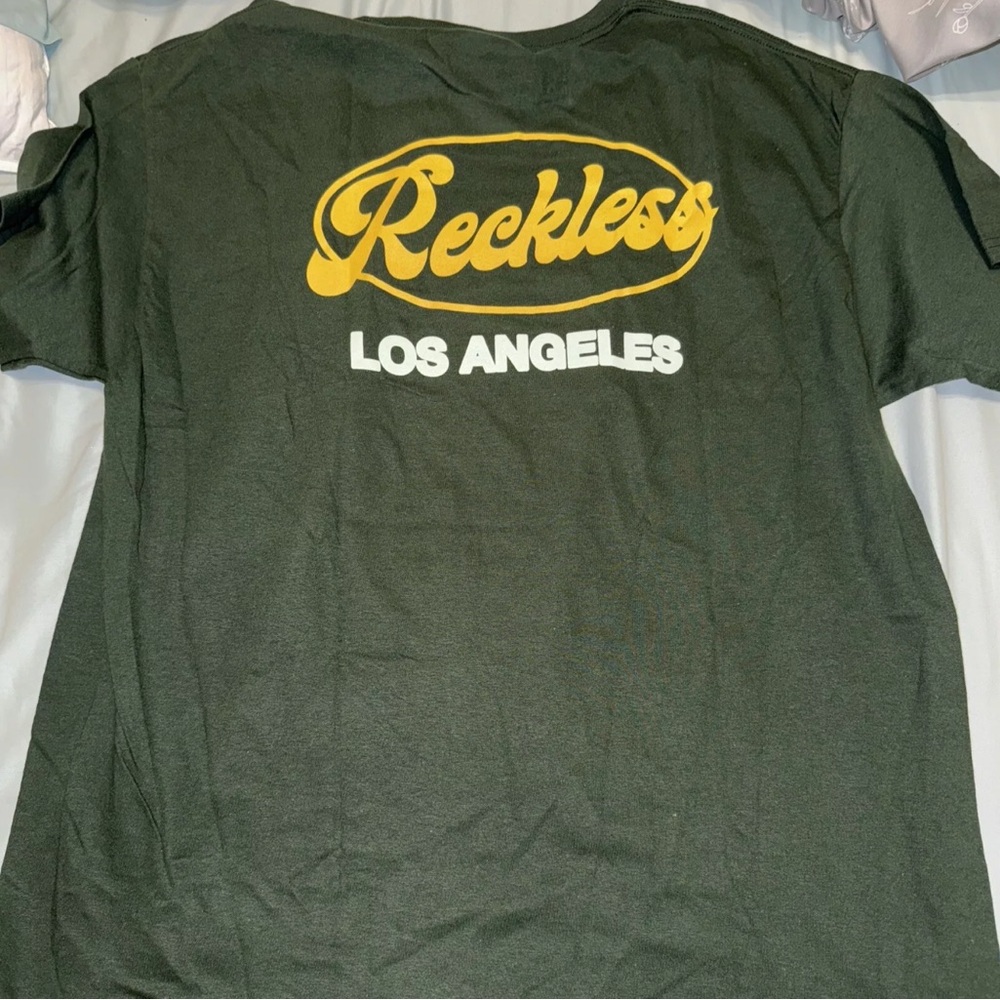 Young and Reckless Green Yellow Logo Mens T-Shirt Size L - BNWT Streetwear Y&R